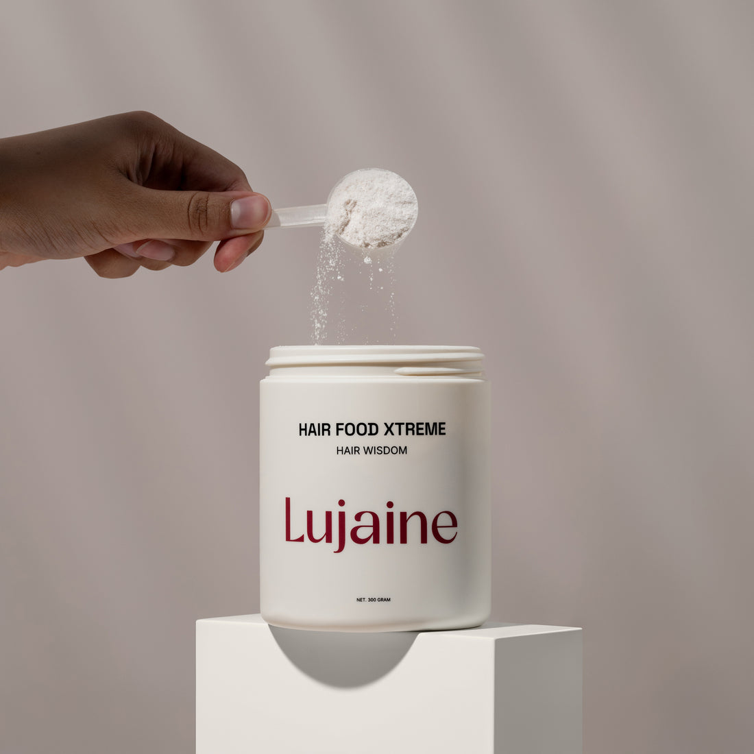 Lujaine Hair Food tegen haaruitval en het stimuleren van haargroei